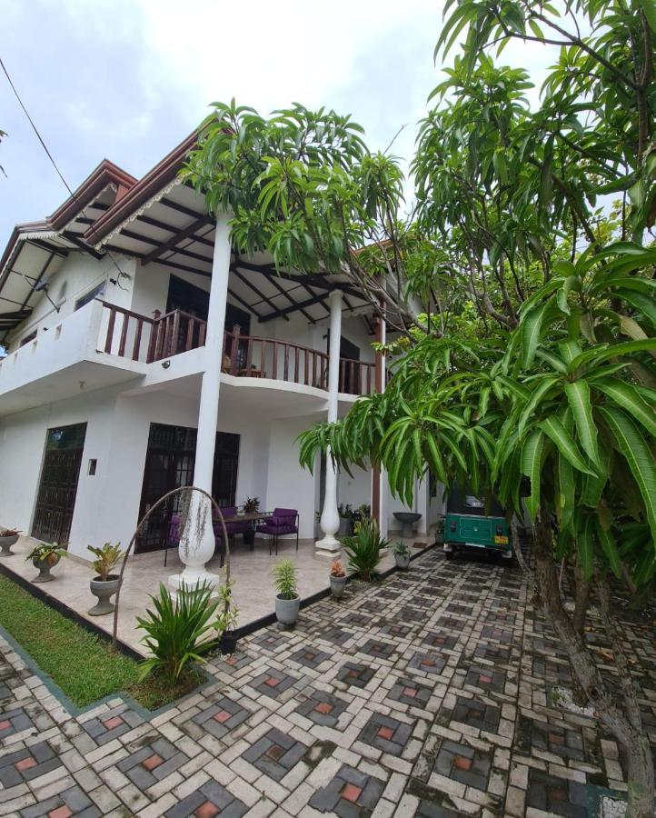 Ja-Elas French Touch Bed and Breakfast Exterior foto