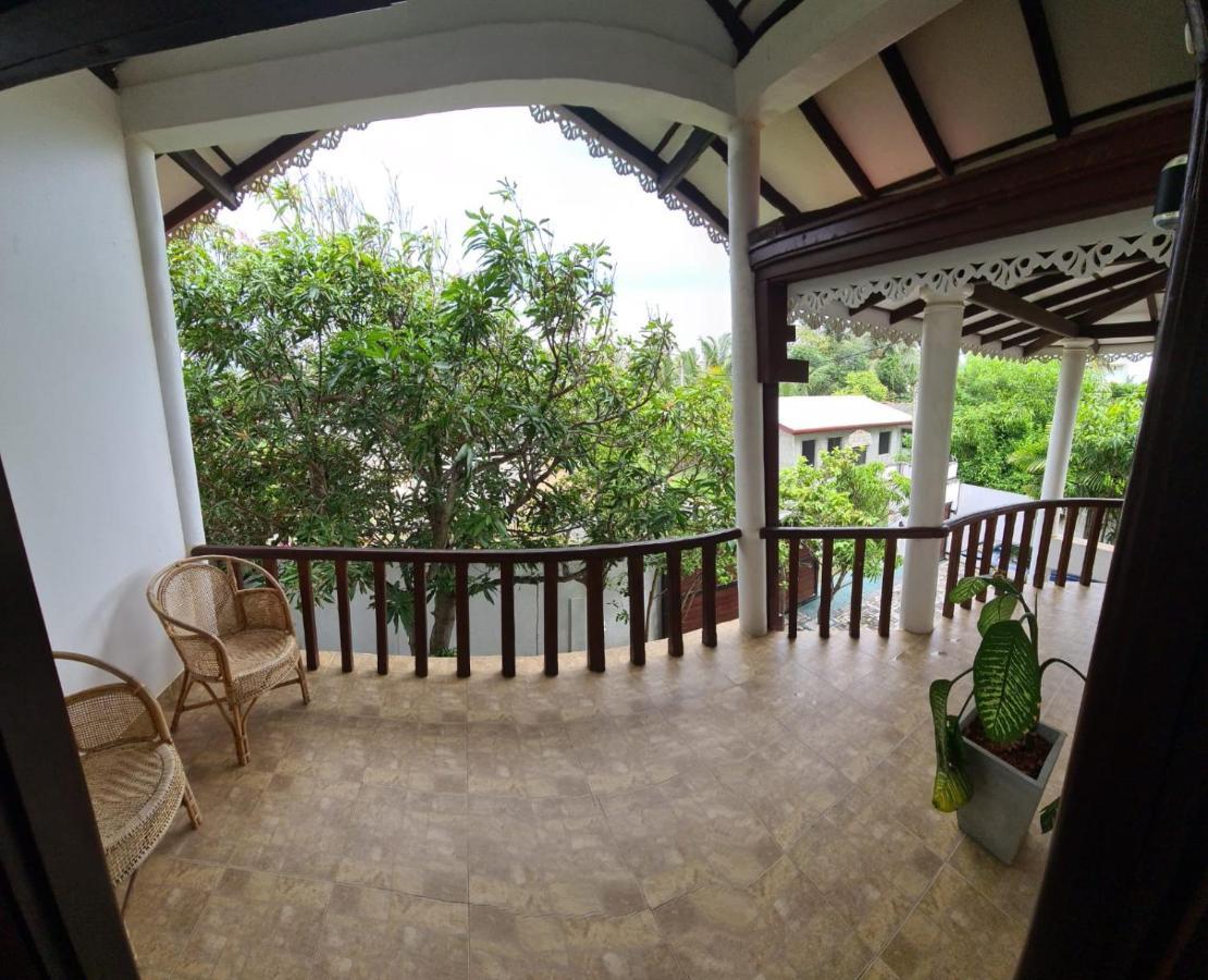Ja-Elas French Touch Bed and Breakfast Exterior foto