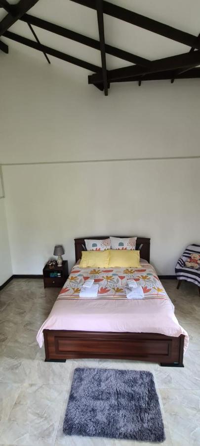 Ja-Elas French Touch Bed and Breakfast Exterior foto