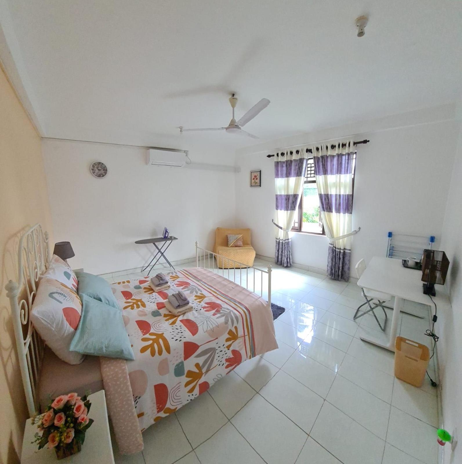 Ja-Elas French Touch Bed and Breakfast Habitación foto